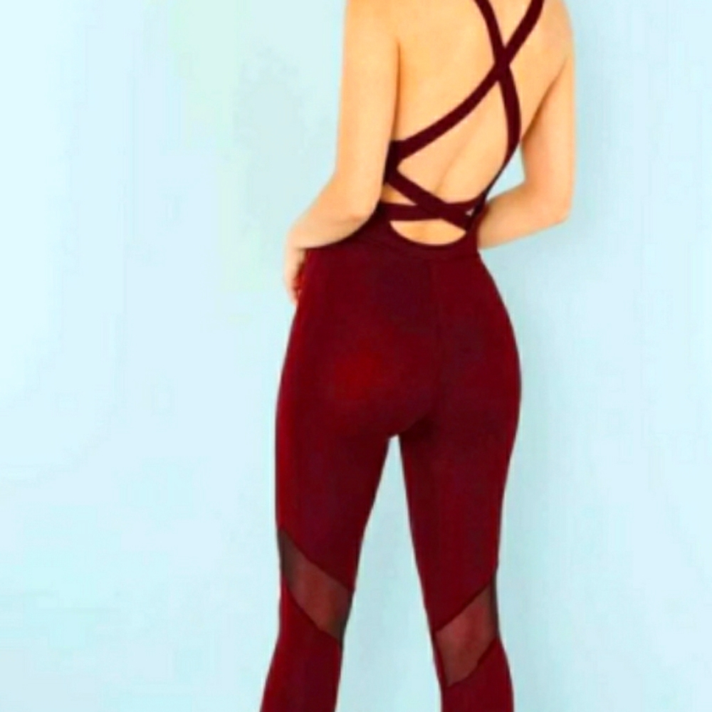 ⚜*NEW * criss cross back work out jumpsuit Sz XS ⚜